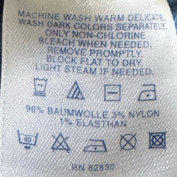 Lands' End lightweight sweater. - Picture 5 of 6